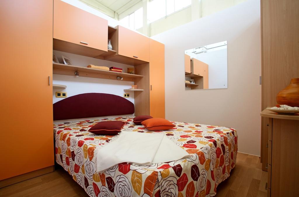 Le Esperidi Camping Ecoresort Marina Di Bibbona Kamer foto
