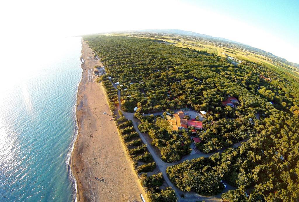 Le Esperidi Camping Ecoresort Marina Di Bibbona Buitenkant foto