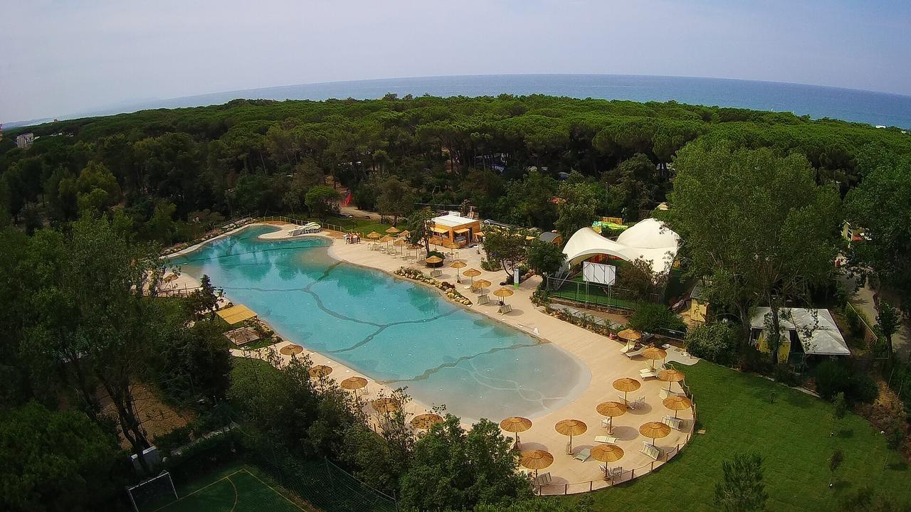 Le Esperidi Camping Ecoresort Marina Di Bibbona Buitenkant foto