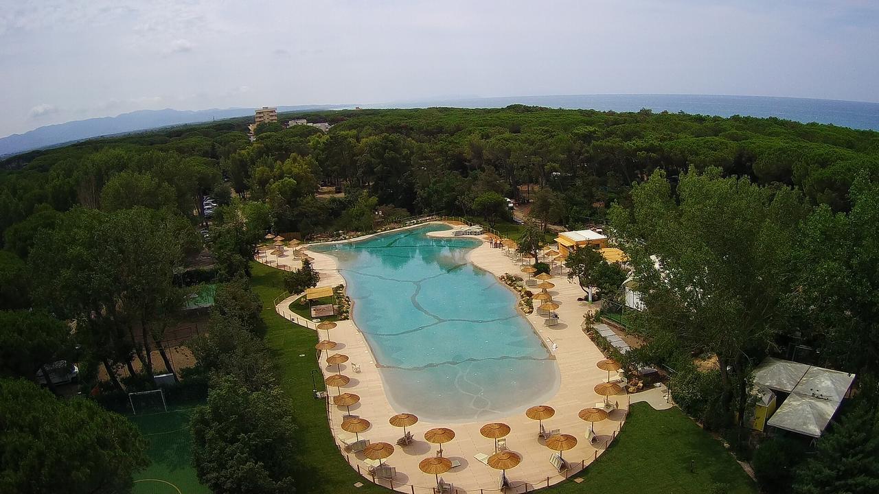 Le Esperidi Camping Ecoresort Marina Di Bibbona Buitenkant foto