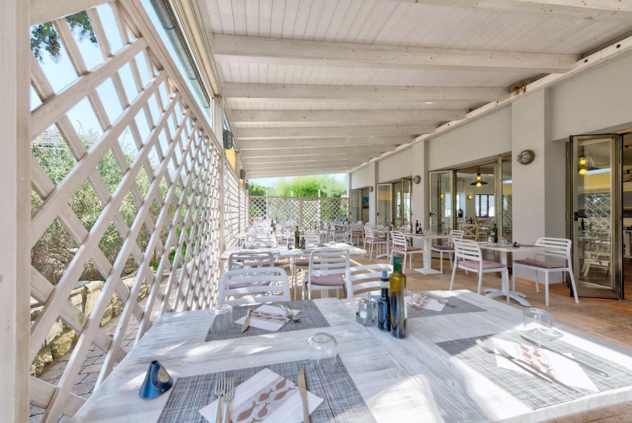 Le Esperidi Camping Ecoresort Marina Di Bibbona Buitenkant foto