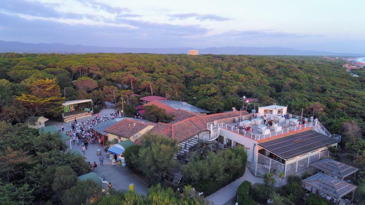 Le Esperidi Camping Ecoresort Marina Di Bibbona Buitenkant foto